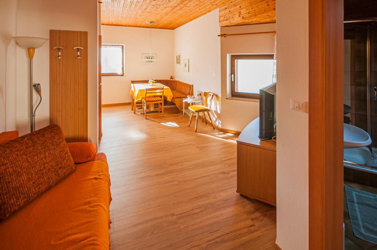 Ferienwohnungen Schweitzer Parcines Εξωτερικό φωτογραφία